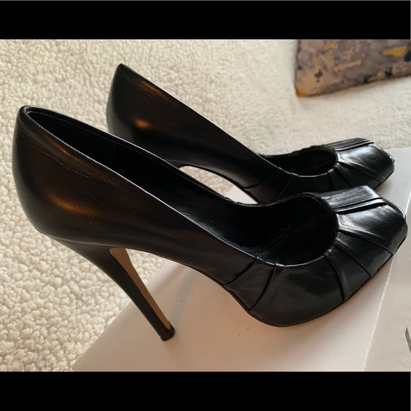 Aldo high heels, black leather, size 8. - Picture 7 of 10
